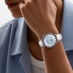 ⁦שעון ספורט נשי חכם שיאומי דגם Xiaomi Watch S4 41mm בצבע לבן⁩ – תמונה ⁦6⁩