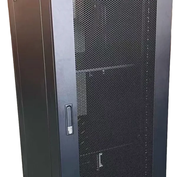 ארון תקשורת 32U בגודל 800*600 דלת מחוררת שחור