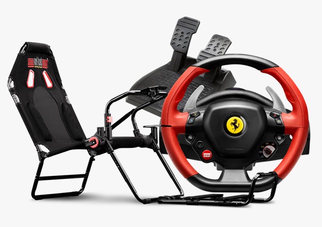 באנדל הגה Ferrari 458 Spider מבית Thrustmaster ומושב GTLite Carbon Grey מבית הבא Level Racing