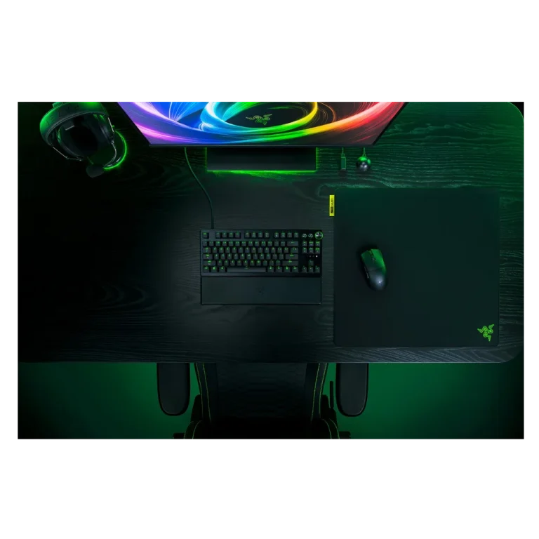 משטח עכבר דגם Gigantus V2 Pro Balance מבית Razer