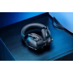 אוזניות RAZER BLACKSHARK V2 PRO FOR PLAYSTATION בצבע שחור