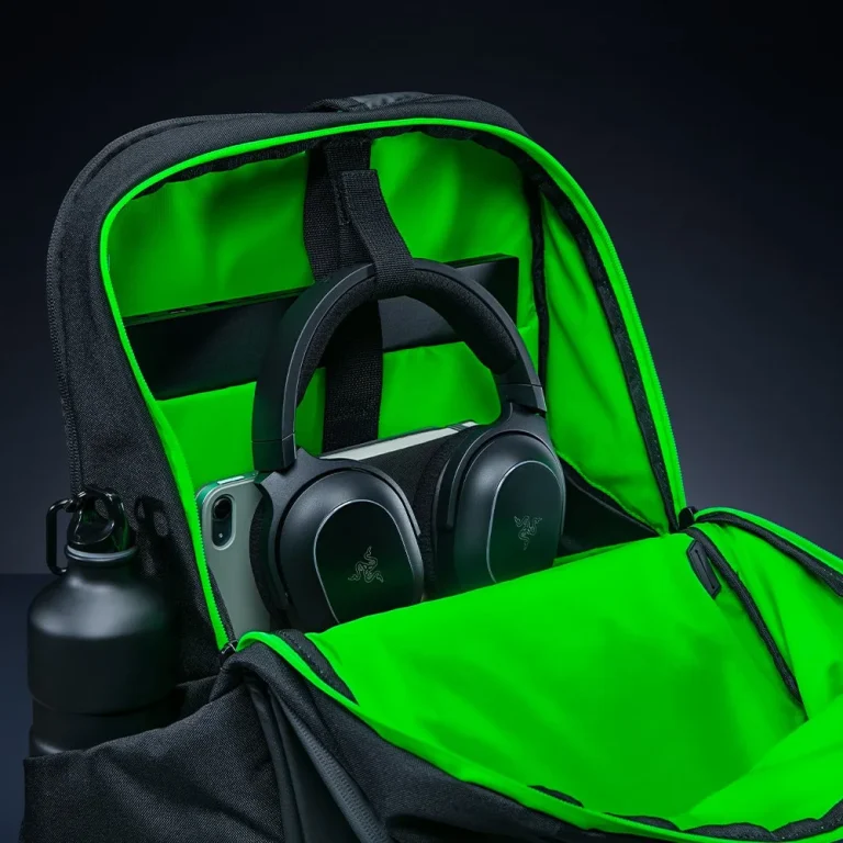 תיק גב לגיימרים 18 אינץ' דגם Rogue Backpack V4 מבית Razer