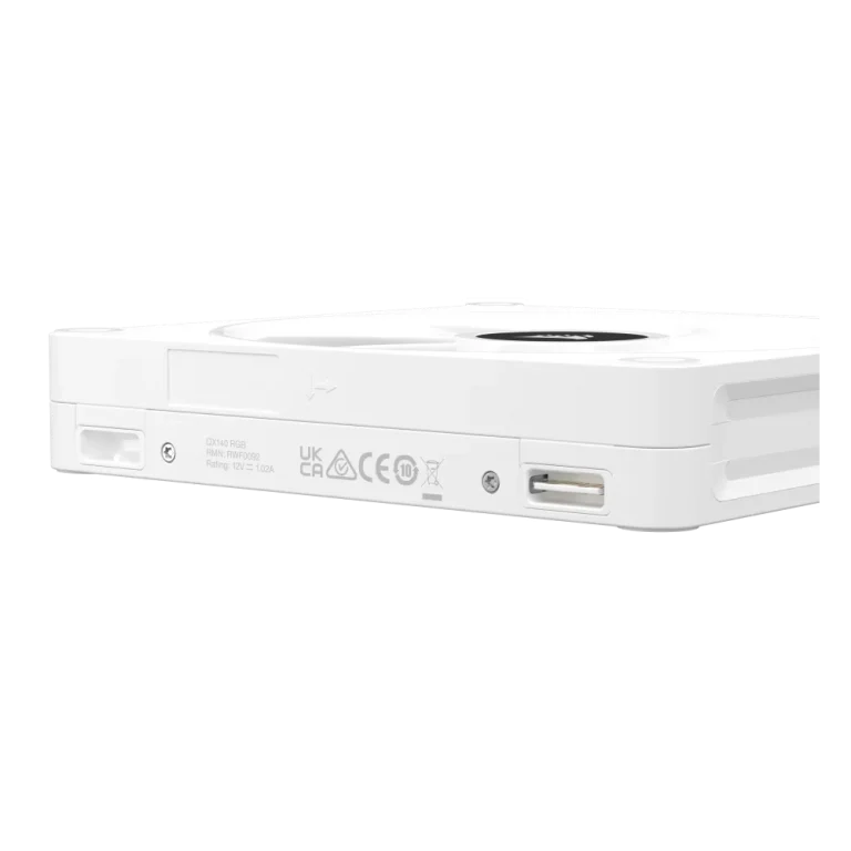 ערכת מאווררי CORSAIR iCUE LINK QX140 RGB עם בקר iCUE LINK – לבן