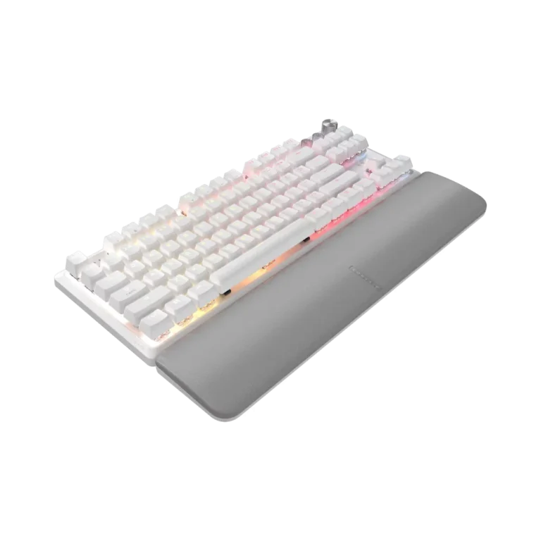 מקלדת גיימינג דגם K70 Pro TKL Hall Effect בצבע לבן מבית Corsair
