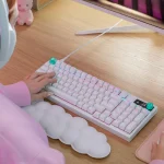 מקלדת גיימינג חוטית דגם G316 X 98 בצבע לבן מבית Logitech