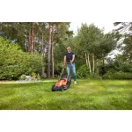 מכסחת דשא עם ידית ארגונומית דגם BEMW451BH-GB מבית BLACK&DECKER