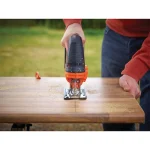 מסור גובה אנכי נטען 18V עם להב עץ – Black & Decker BDCJS18N-XJ