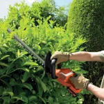 גוזם גדר חיה נטען Black+Decker GTC1845L20 – להב 45 ס"מ