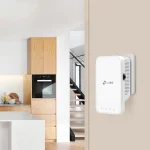 RE330 AC1200 Mesh Wi-Fi Extender מבית TP-LINK