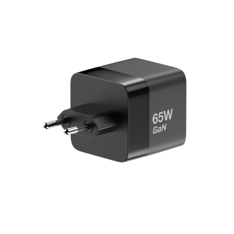 מטען קיר עם כבל נשלף MWC65RC בצבע שחור מבית MIRACASE