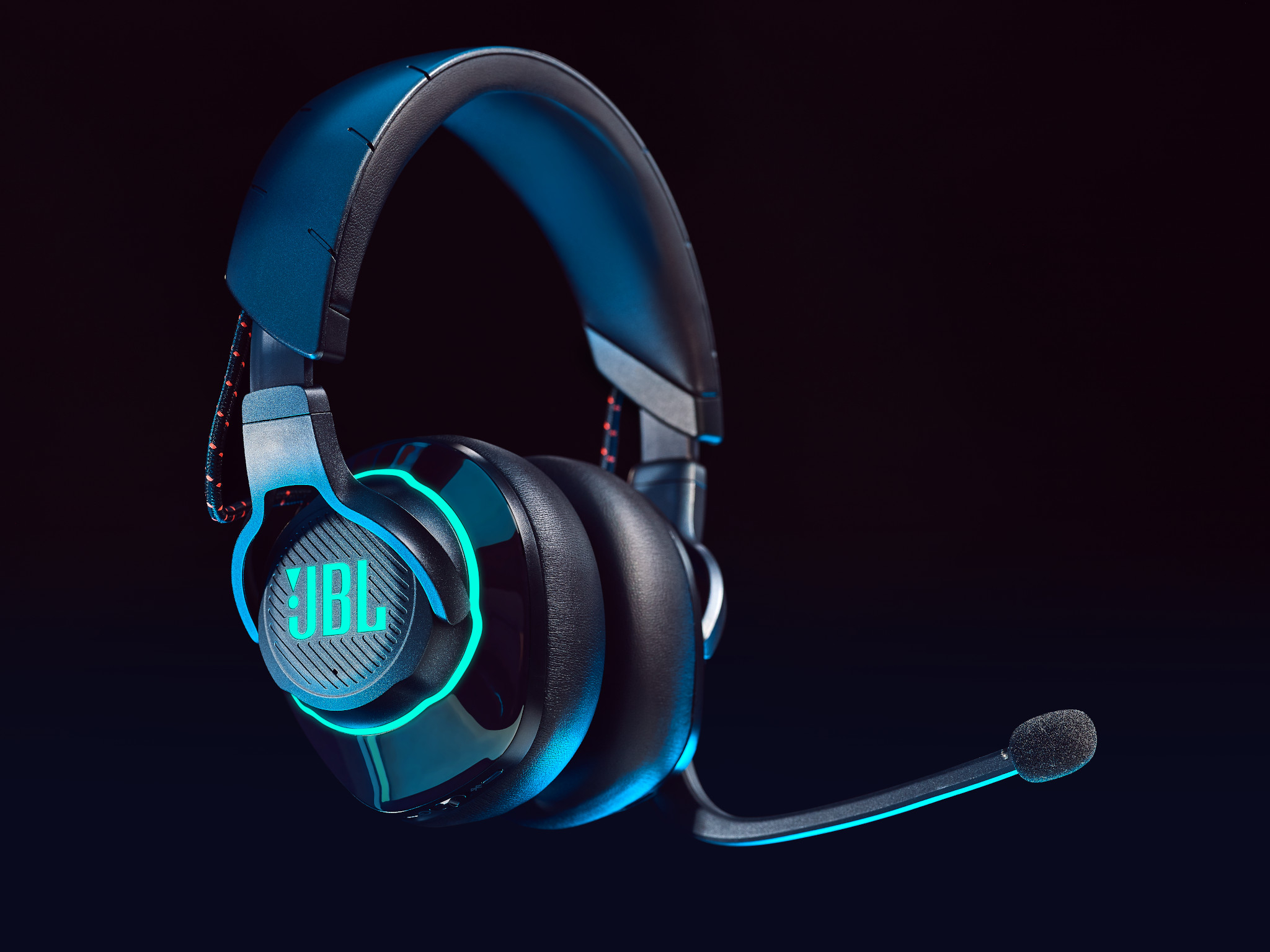 אוזניות GAMING אלחוטיות QUANTUM 910