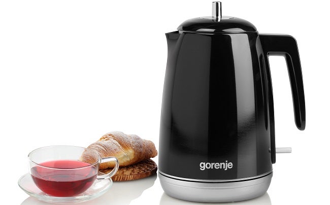 קומקום בצבע שחור gorenje בעיצוב רטרו דגם K15RLBK - תמונה נוספת