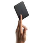 סוללת גיבוי אלחוטית Anker Nano Slim 5000mAh בצבע שחור