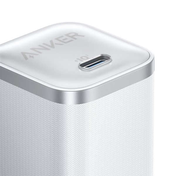 מטען קיר Anker Nano Charger 45W בצבע לבן