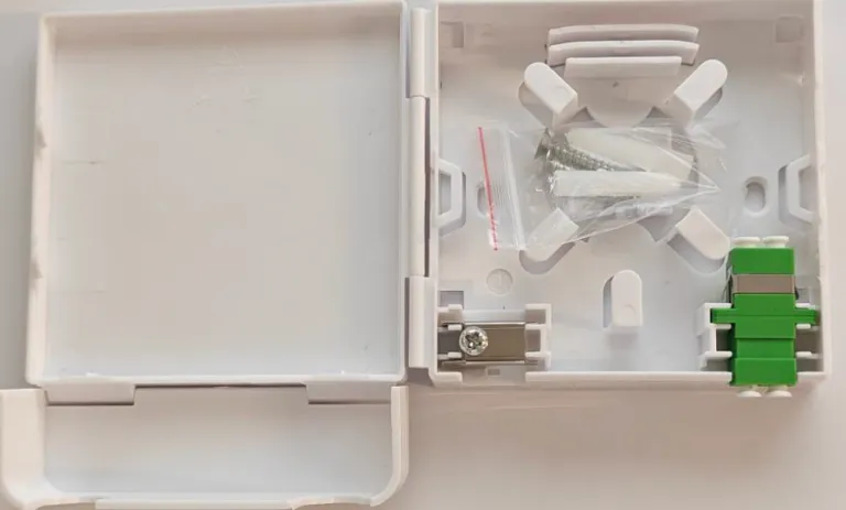 שקע על הטיח LC-APC DUPLEX ללא לוגו